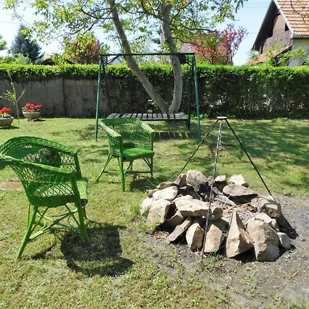 Holiday In Gardony/velence-see 33863 度假居